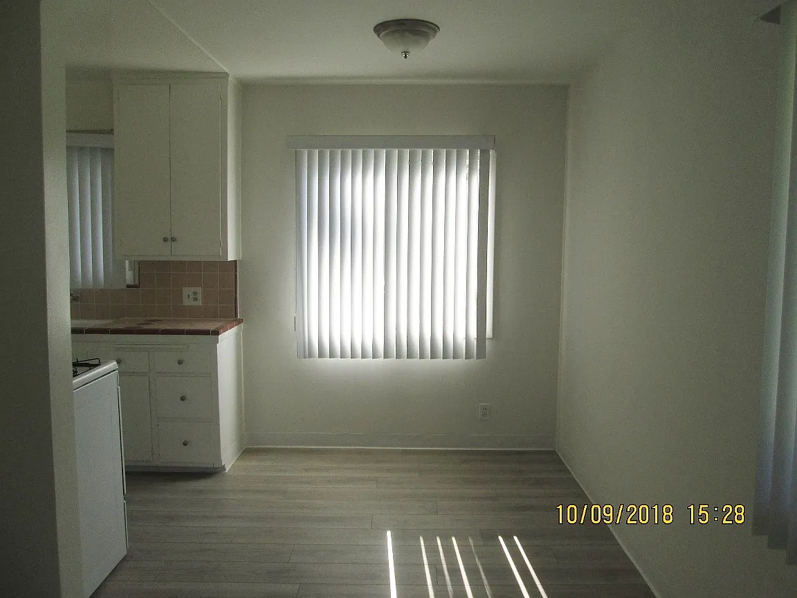 Lido Apartments - 3932 Sawtelle Blvd — Photo 3