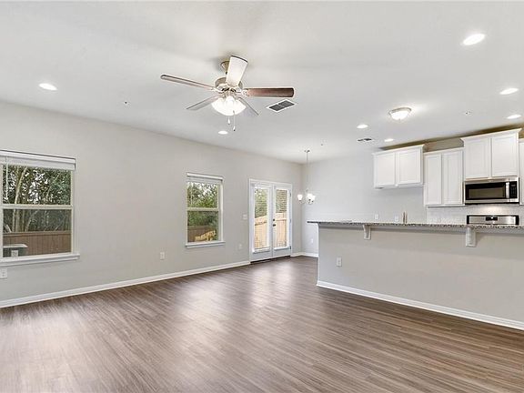 4th image of 129 Thelonious Dr
