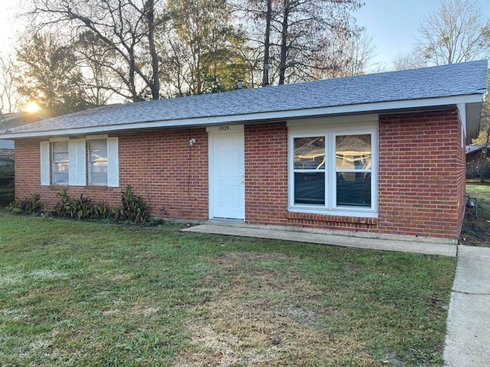1st image of 3939 Monterey Dr