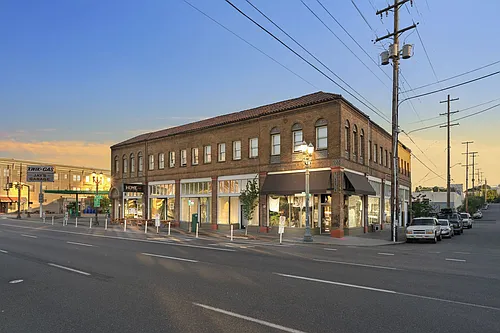Morrison Street Apartments Photo 1