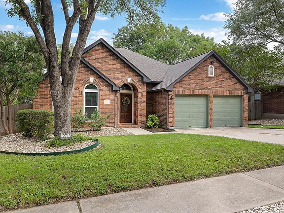 3rd image of 12713 Cinchring Ln