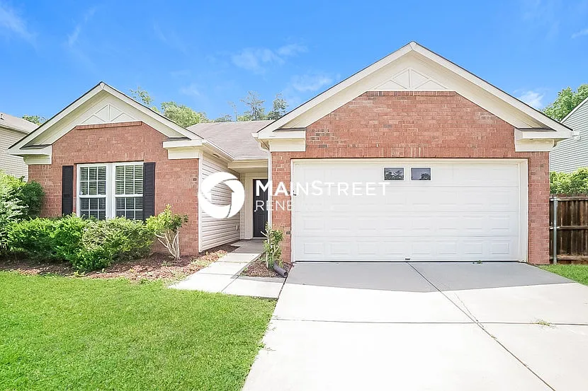 5458 Fairway Forest Dr — Photo 1