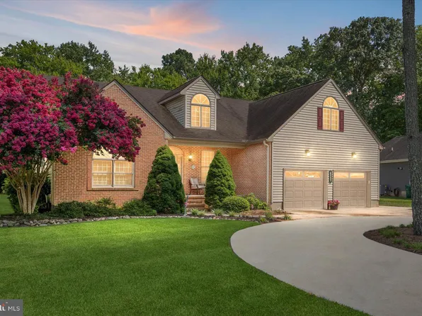 12520 Deer Point Cir, Berlin, MD 21811