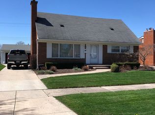 7825 Donna St, Westland, MI 48185