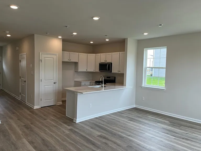 49 Elliot Ln — Photo 6