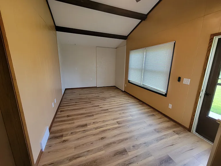 1320 N Jefferson St — Photo 18