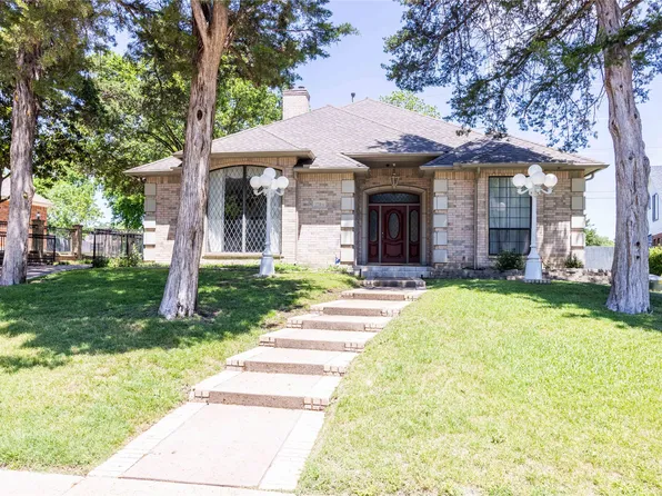 1734 Crescent Ln, Duncanville, TX 75137