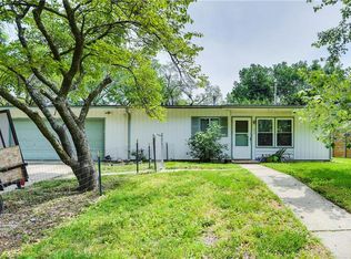 1512 Powers St, Lawrence, KS 66044