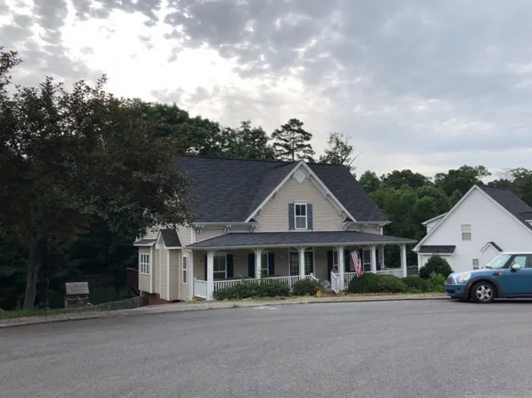 381 Olivia Ln, Soddy Daisy, TN 37379
