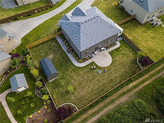 2nd image of 980 Lyle Ridge Cir