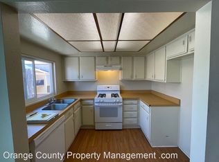 1411 California St APT 4, Huntington Beach, CA 92648