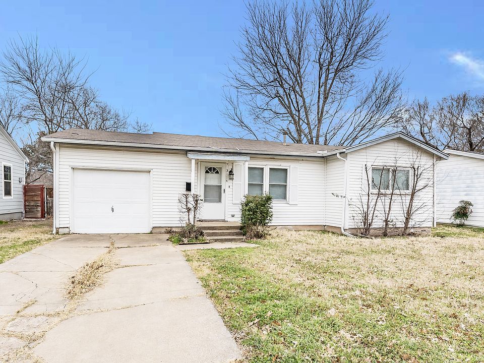 1st image of 3114 Ash Park Dr