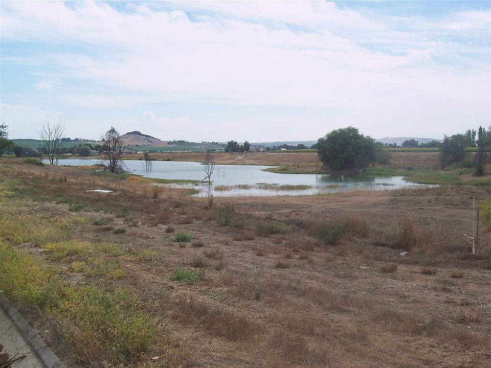 2nd image of 5953 Claytonia Way
