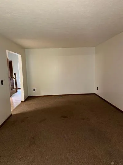 712 Hidden Valley Ct — Photo 6