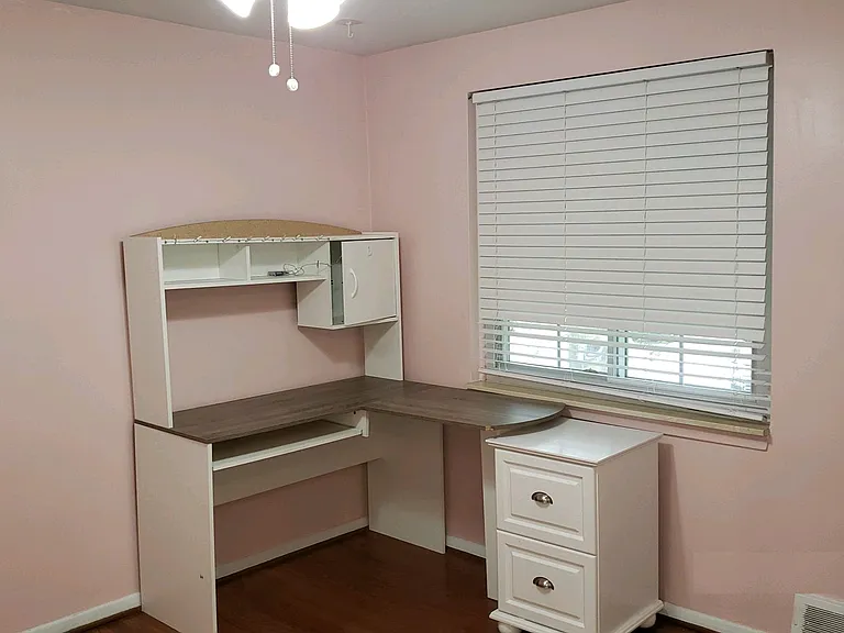 22833 Lakeshore Dr #1 — Photo 9
