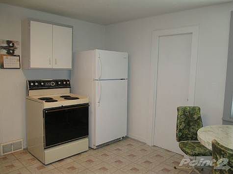 kitchen looking west