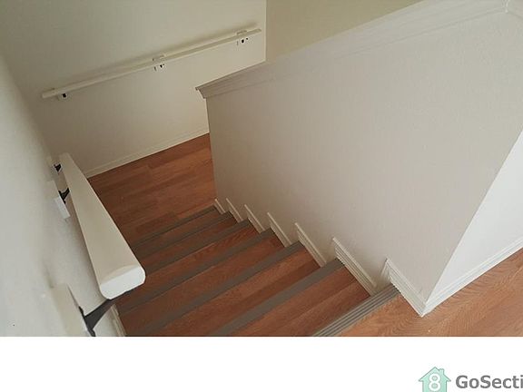 4th image of 3904 Lincoln Ave