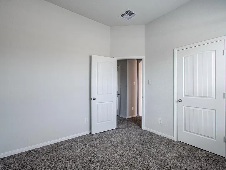 2009 Cedar Branch Dr — Photo 24