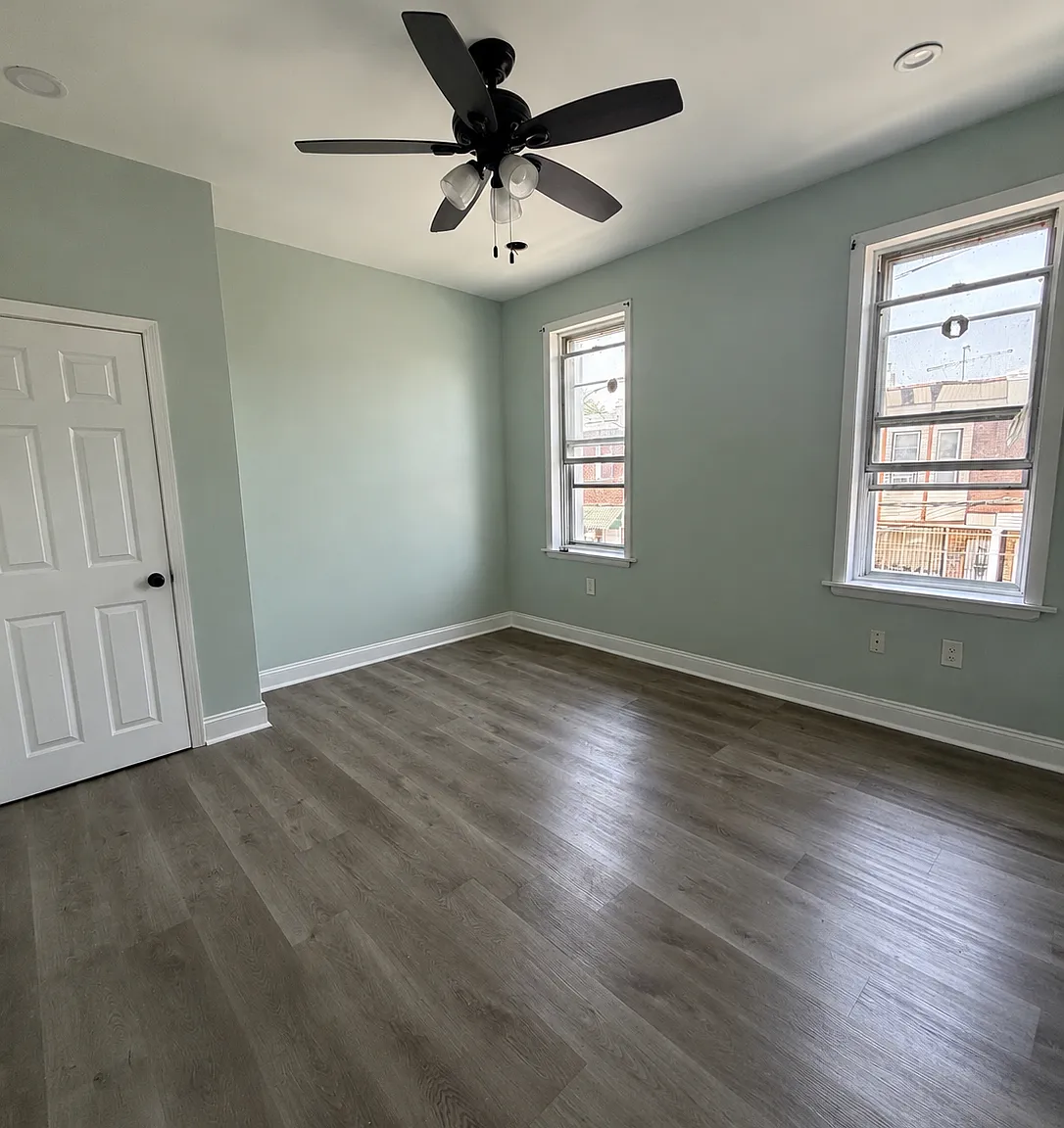 2 bed, $1,150 — Photo 4