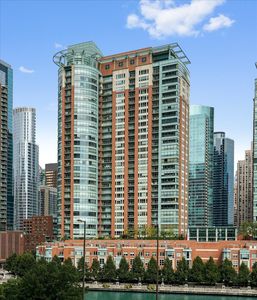 415 E North Water St APT 801, Chicago, IL, 60611