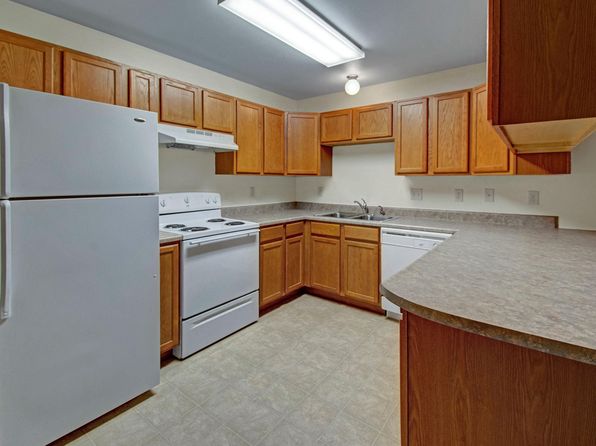 101 8th Ave SW #401