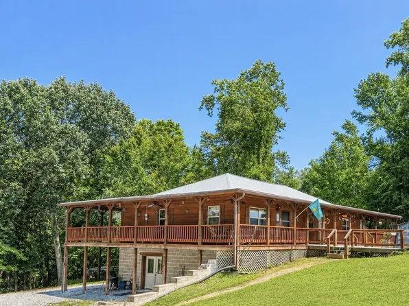 238 Apollo Dr, Bumpus Mills, TN 37028