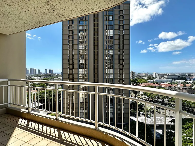 2047 Nuuanu Ave #1203 — Photo 8