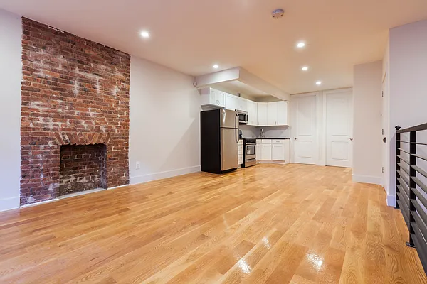 Rented by Engel and Völkers Brownstone Brooklyn | media 2