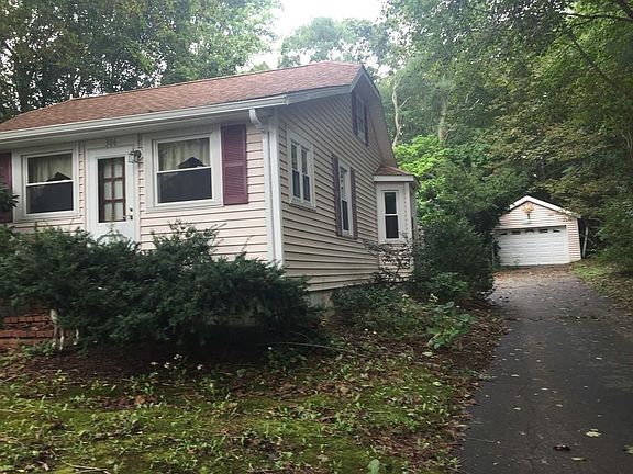 2nd image of 306 Sandwich St