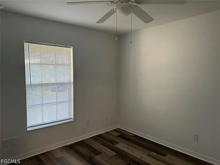 2207 NE 15th Ln — Photo 24