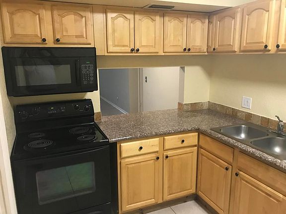 4th image of 240 Croton Ave APT 104
