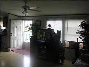 4th image of 2151 County Road 223