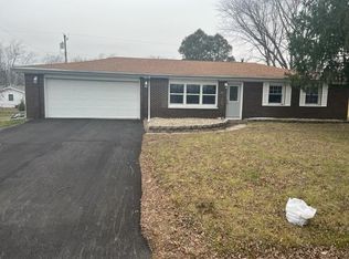 415 Prescott Rd, Valparaiso, IN 46385