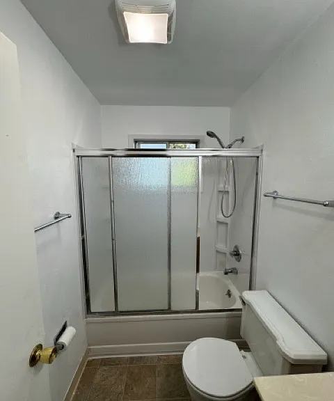 3233 Francis Ave #4 — Photo 3