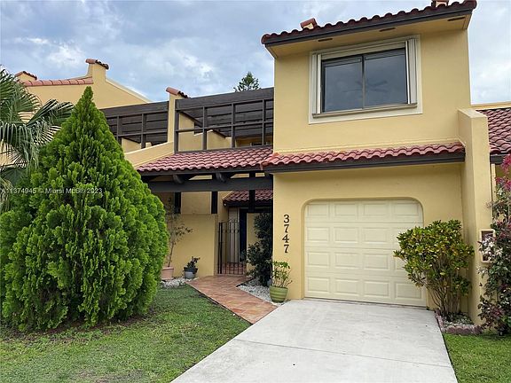 2nd image of 3747 Alcantara Ave #D-80