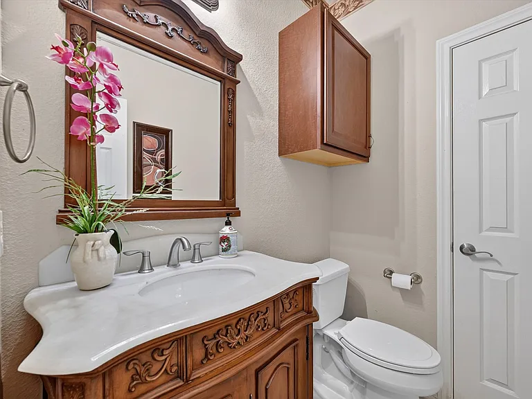358 Fairlanding Ave — Photo 13
