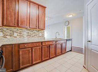 42235 San Juan Ter Unit 300, Aldie, VA 20105