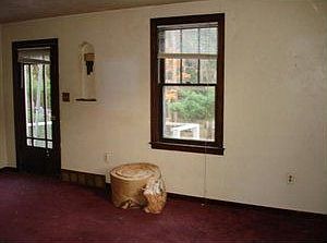 4th image of 1164 McKnight Dr