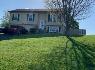 1680 Forelmont St, Christiansburg, VA 24073