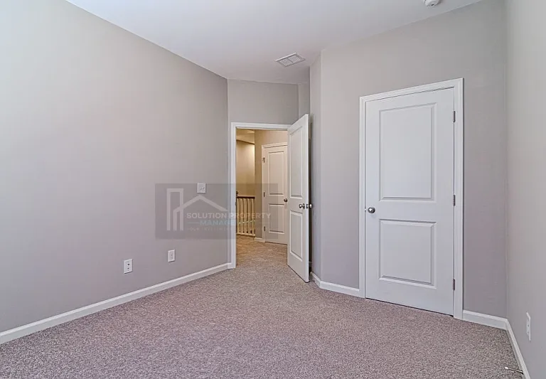 1963 Summit Trace Cir — Photo 20