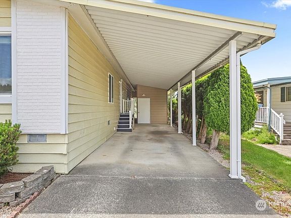 3rd image of 11436 SE 208th #29
