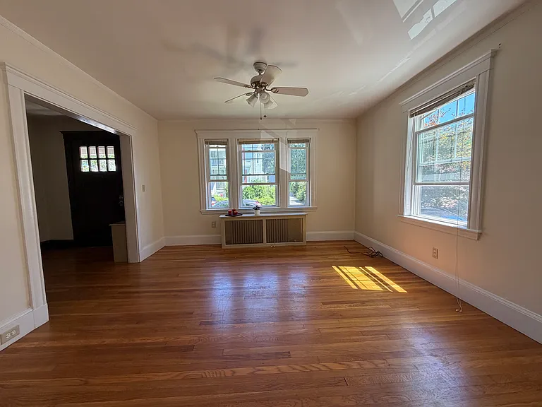 70 Ardale St #1 — Photo 4