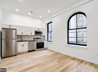 1415 Locust St #504, Philadelphia, PA 19102