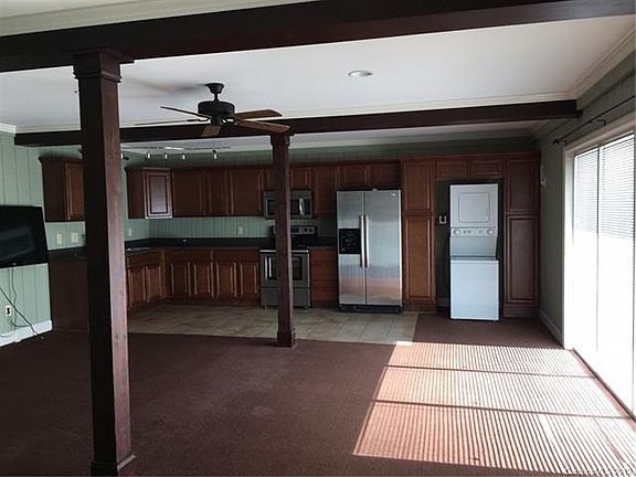 3rd image of 706 E King St