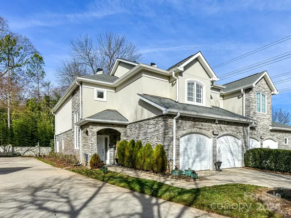 3415 Royal Crest Dr, Charlotte, NC 28210