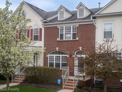 12108 Egret Ln, Walled Lake, MI, 48390