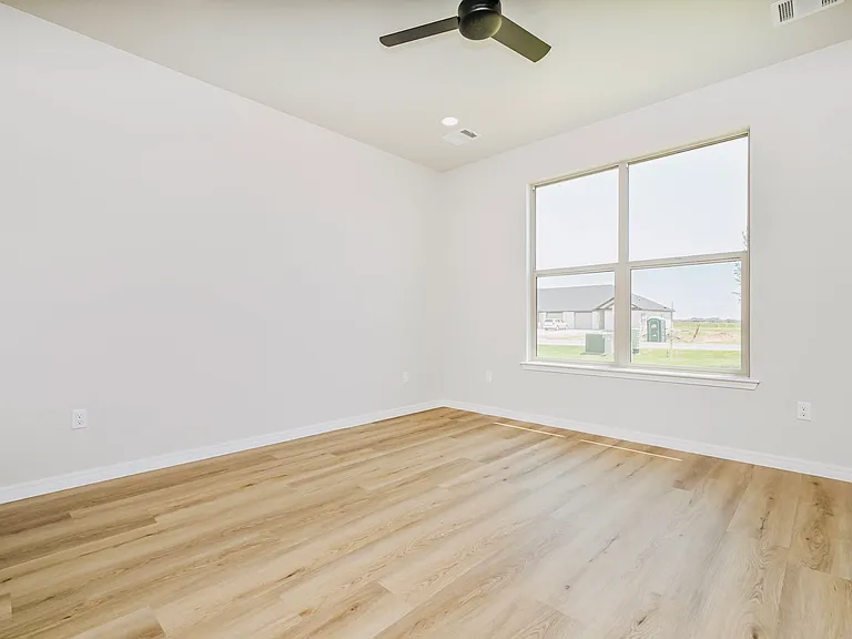 19150 Mid Country Blvd #1-4 — Photo 17