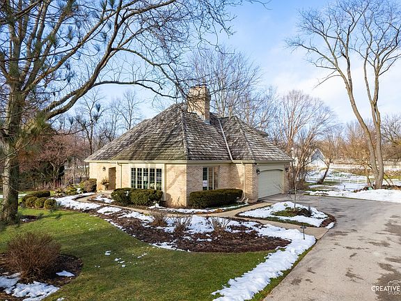 2nd image of 33W234 Brewster Creek Cir