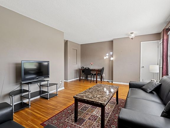 4th image of 1476 21st Ave NW APT 3