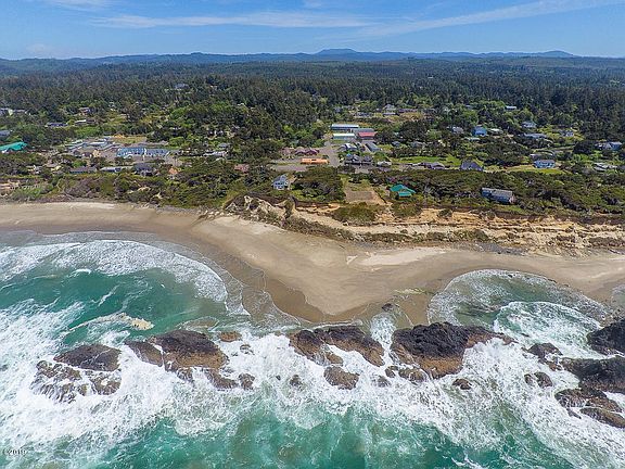 3rd image of 10330 NW Pacific Coast Hwy